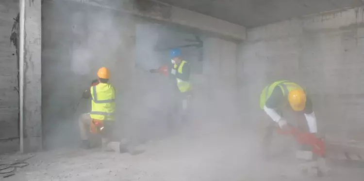 protecting workers from asbestos dust
